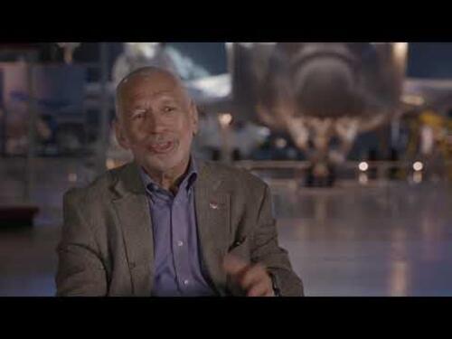 Gen. Charlie Bolden is awarded the 2019 National Air and Space Museum Trophy for Lifetime Achievement.